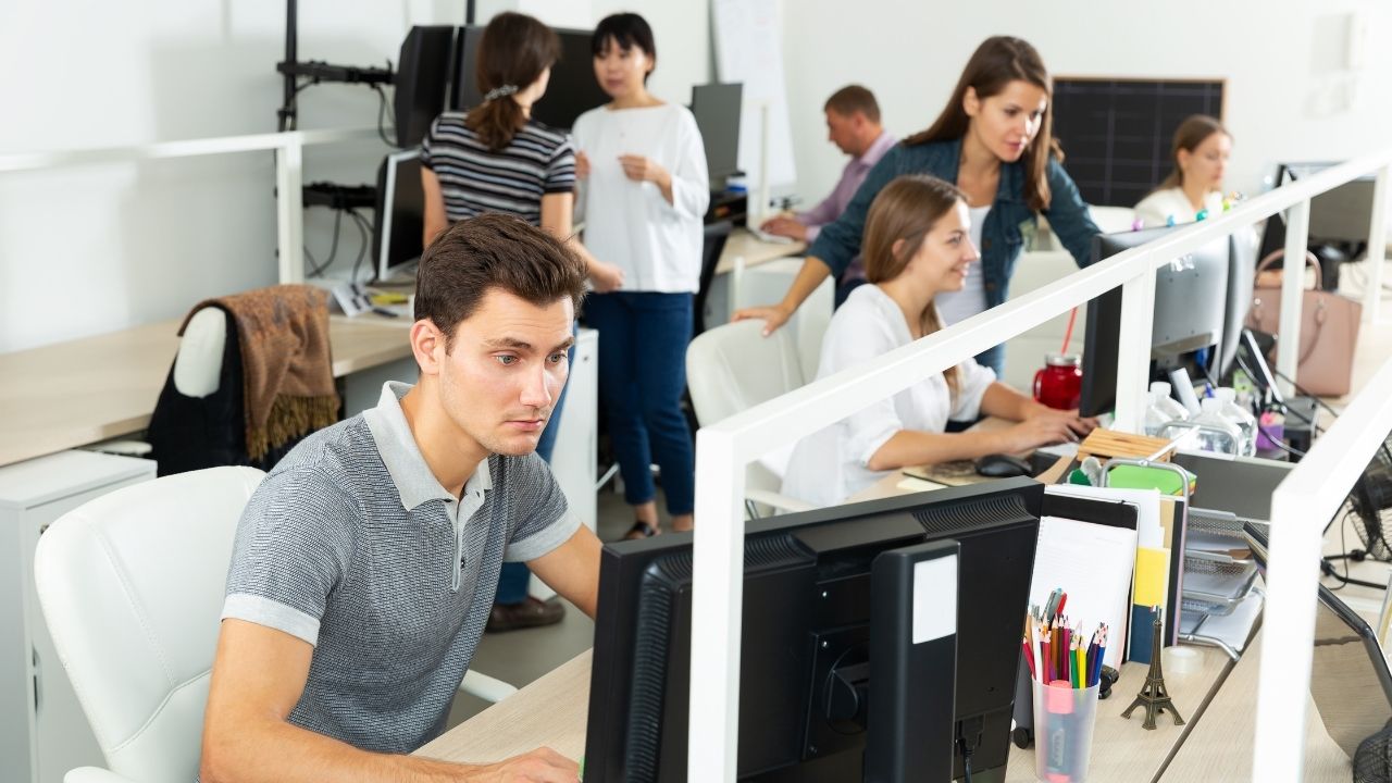 Dinâmicas de Grupo sobre Empatia: Como Desenvolver Conexão Genuína no Ambiente de Trabalho